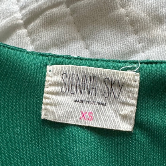 Green Polka Dot Wrap Dress - Picture 4 of 4